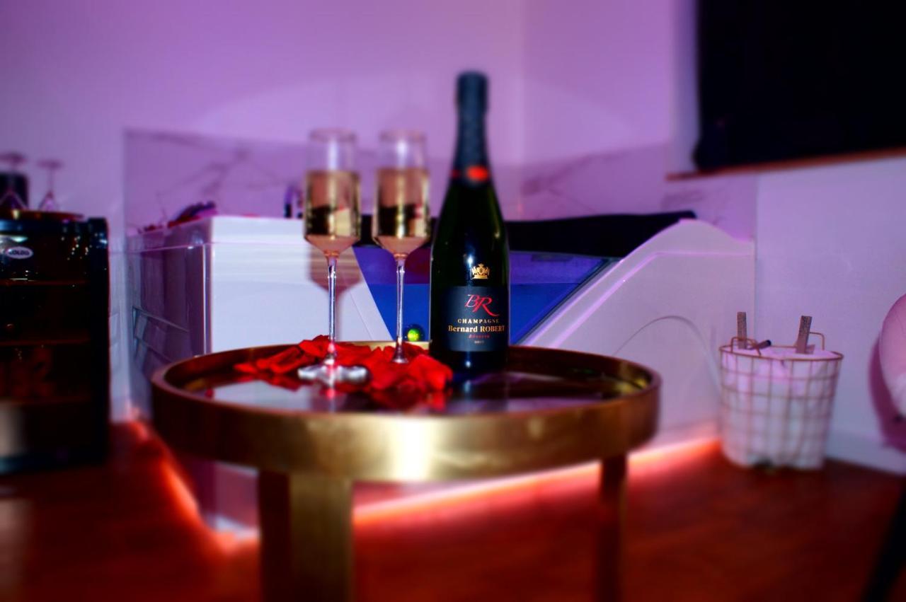 Le Venus - Appartement Spa Privatif Balneo Sauna Dijon Buitenkant foto