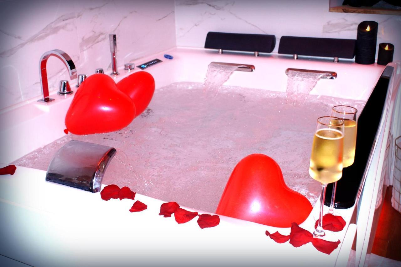 Le Venus - Appartement Spa Privatif Balneo Sauna Dijon Buitenkant foto