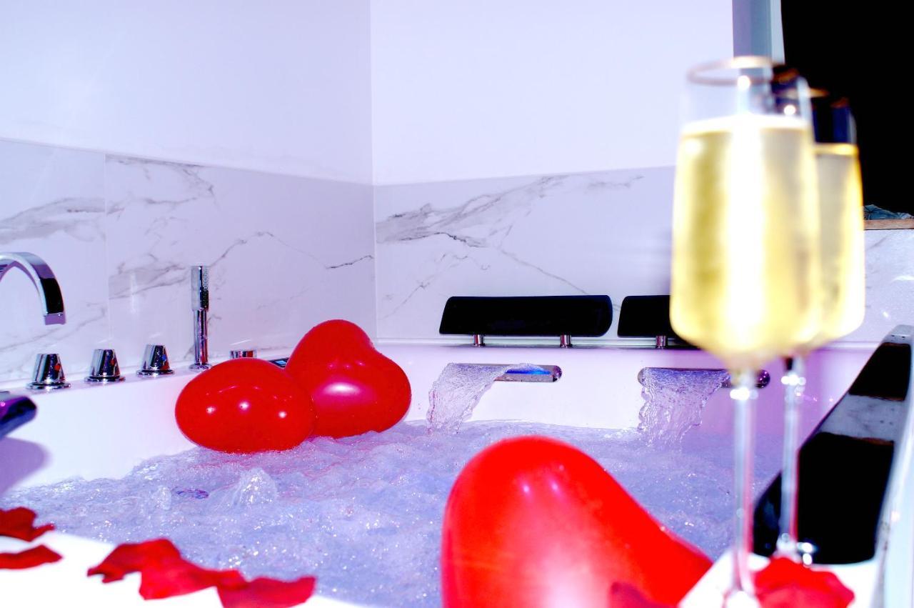 Le Venus - Appartement Spa Privatif Balneo Sauna Dijon Buitenkant foto